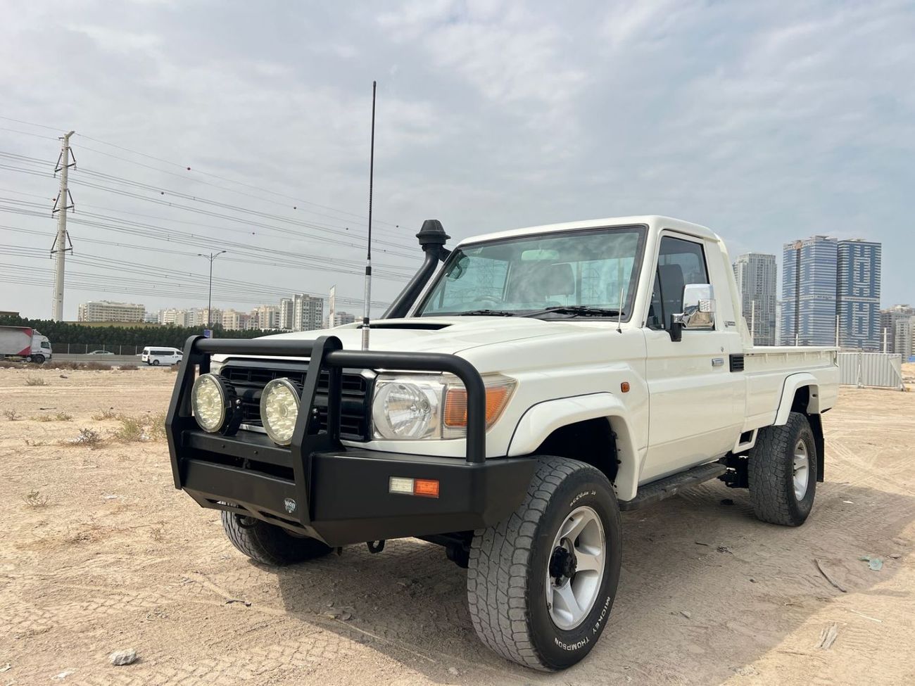 تويوتا لاند كروزر بيك آب RIGHT HAND VEHICLE ONLY FOR EXPORT 4.5L 4WD DIESEL MT