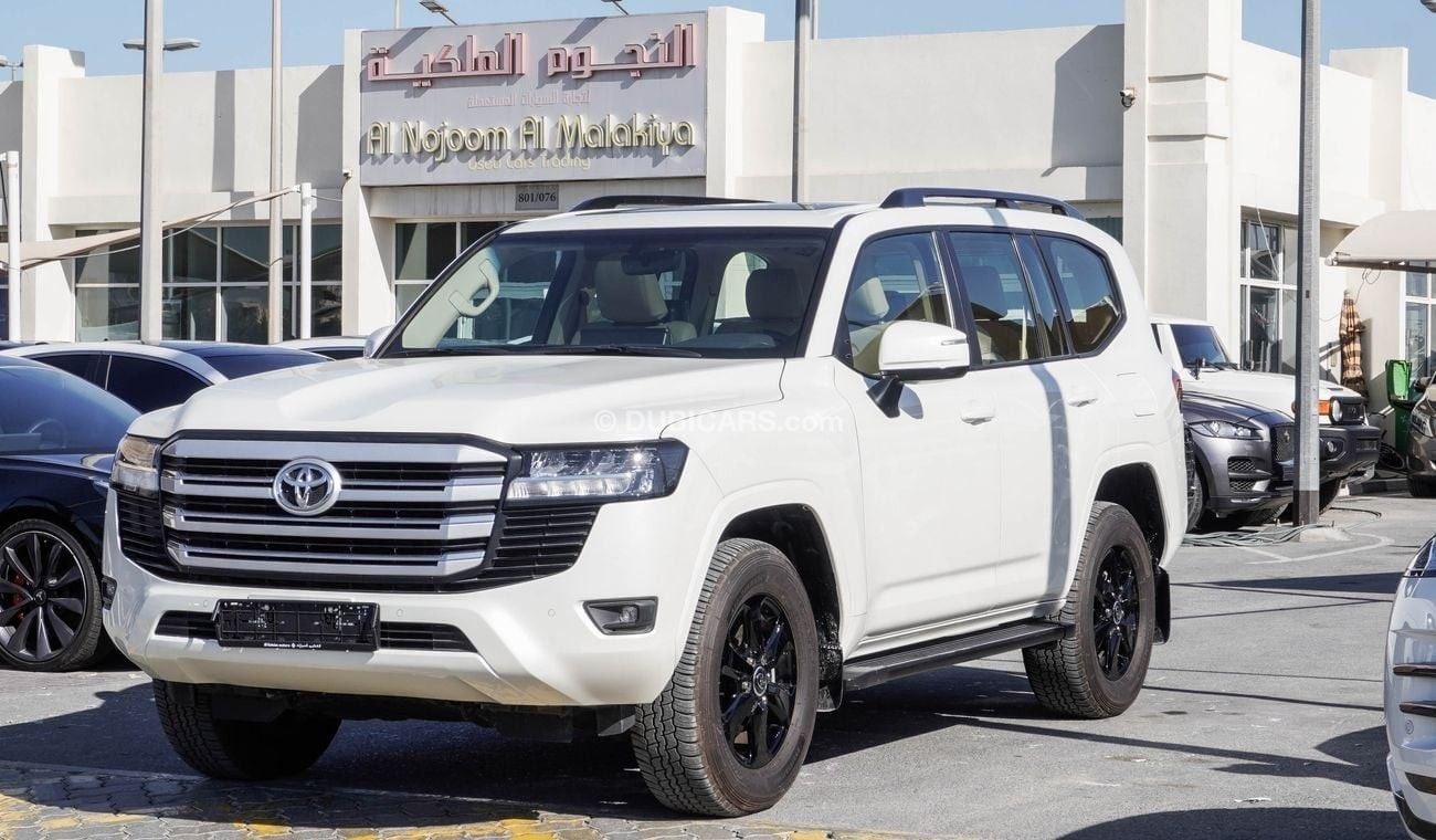 Toyota Land Cruiser GXR 3.5 L Twin turbo V6