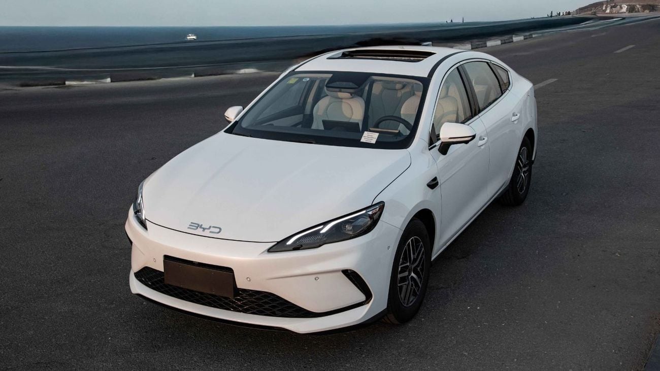 بي واي دي سيل 05 DM-i 55KM PREMIUM EDITION | 2025 | Ready Stock Limited QTY | For Local Registration +10%