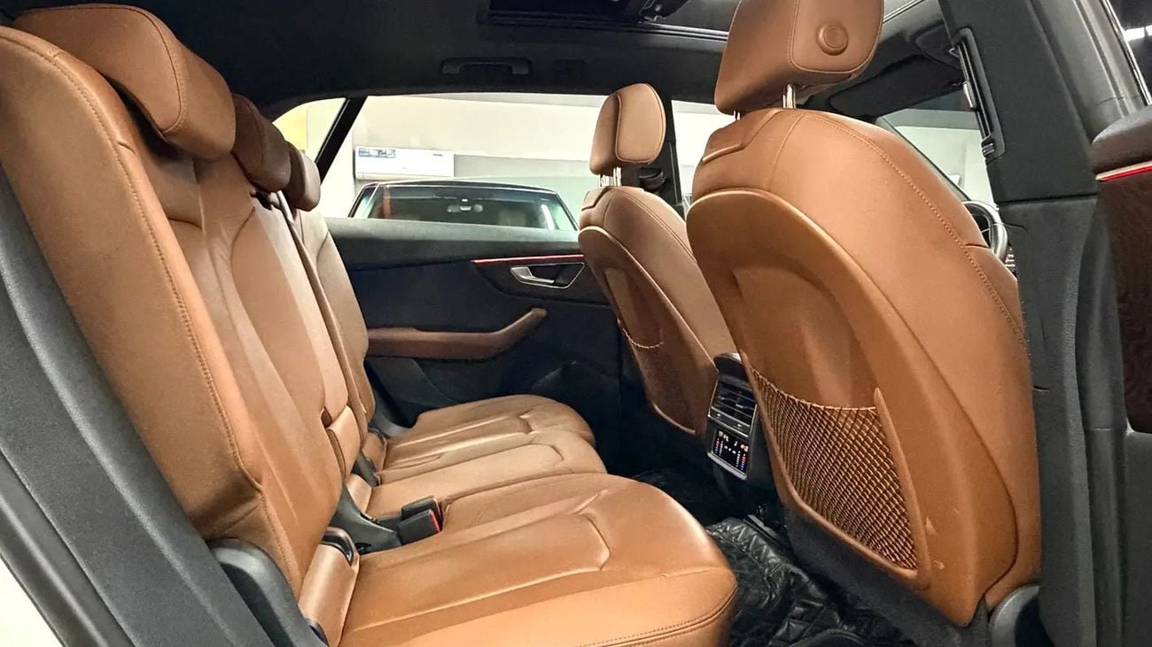 Audi Q8 55 TFSI S-LINE