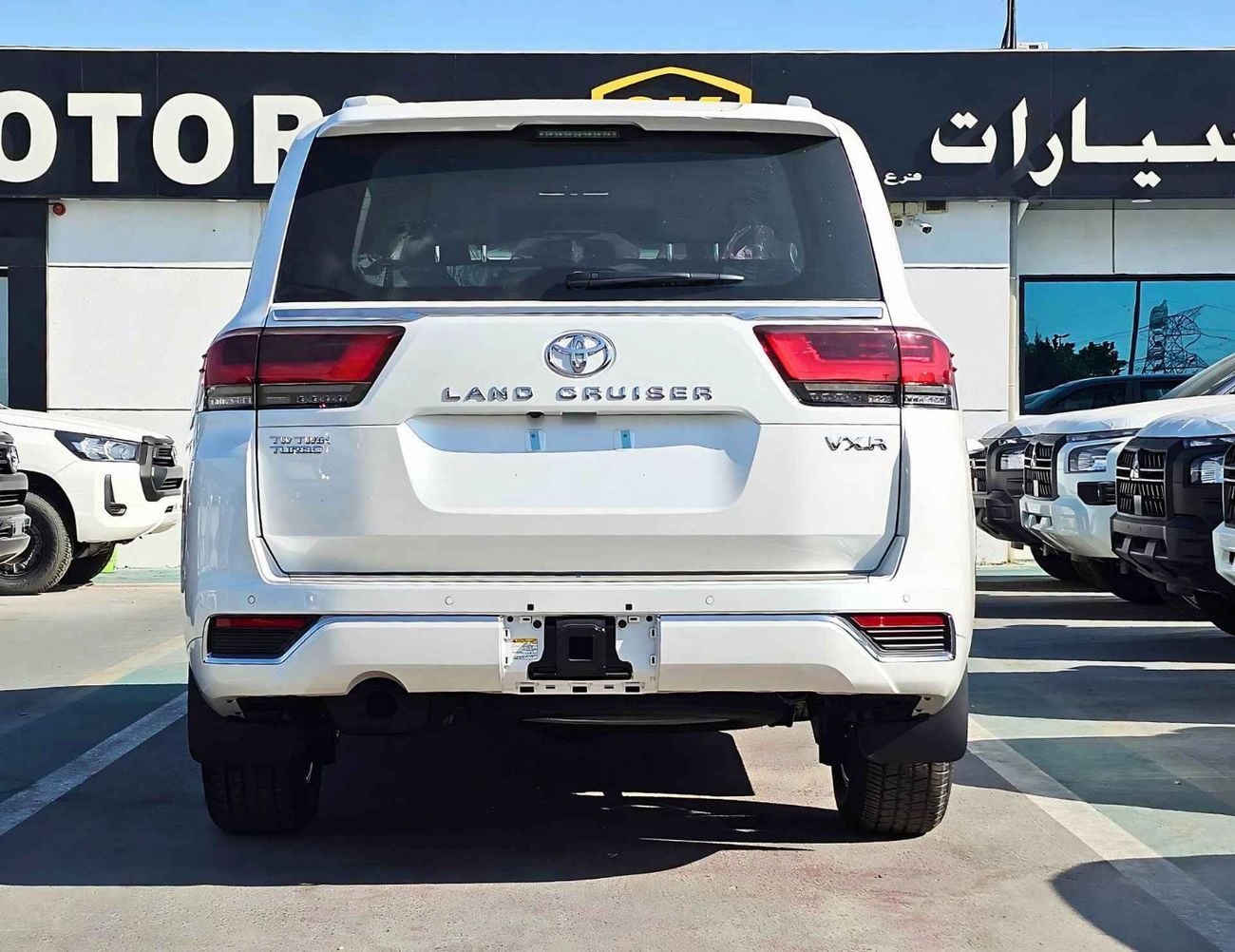 Toyota Land Cruiser VXR / FULL OPTION / 3.3L DIESEL / PWR SEATS / RADAR / JBL SPEAKERS (CODE # VXR)