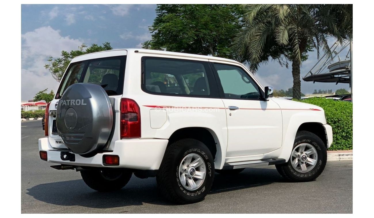 Nissan Patrol Safari MANUAL TRANSMISSION - 3 DOORS CAPSULE - BANK FINANCE FACILITY - FULL OPTION