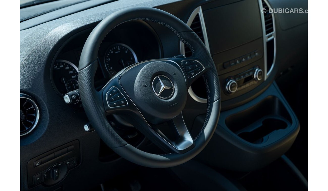 Mercedes-Benz Vito Mercedes-Benz Vito Business Edition 2.0L Petrol 2024