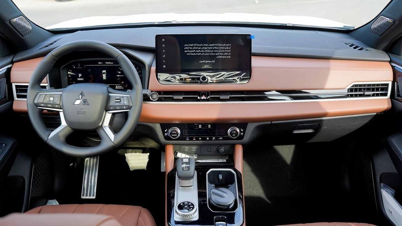 ميتسوبيشي آوتلاندر HIGHLINE ميتسوبيشي أوتلاندر بريميوم 2026 (G09) 2.5 لتر | SUV بسبعة مقاعد | مواصفات الخليج | للتصدير