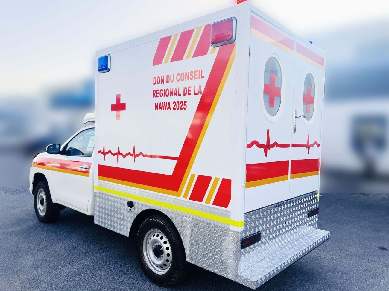 تويوتا هيلوكس 2026 Toyota Hilux 2.4L MT Diesel (Ambulance)