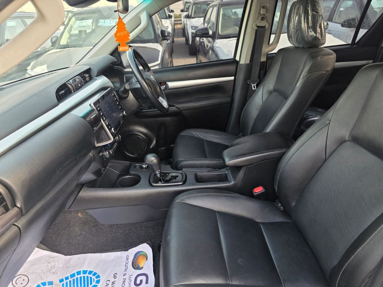 تويوتا هيلوكس diesel engine ,roght hand drive only for export available