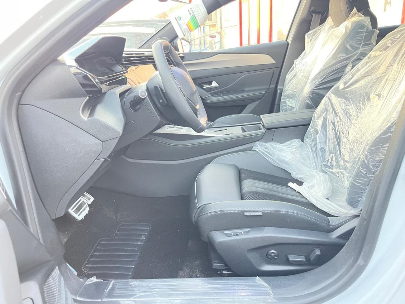 بيجو 408 PEUGEOT 408 GT LINE 1.6L 2025 GCC SPECS