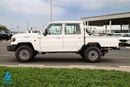 Toyota Land Cruiser Pick Up Double-Cab LC 79 | 2.8L Turbo DSL | GCC Specs | 4WD MT | Heavy Duty Workhorse | Export Ready
