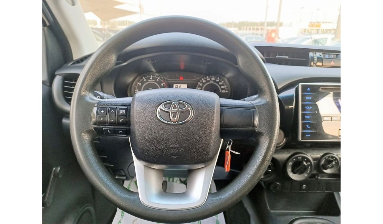 Toyota Hilux 4WD - MANUAL GEAR ACCIDENTS FREE - CAR IS IN PERFECT CONDITION INSIDE OUT