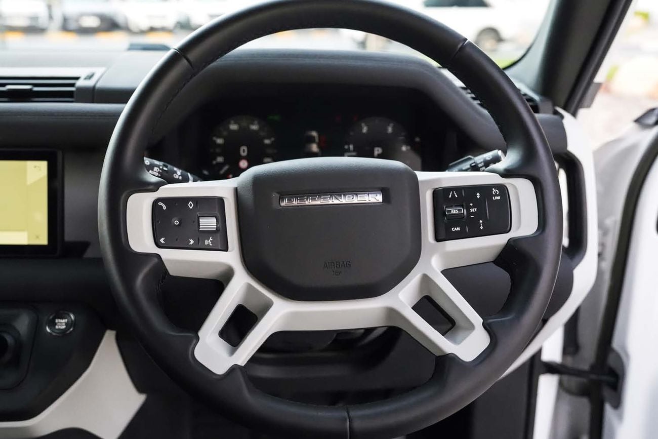 لاند روفر Defender 110 Land Rover Defender 110 D300 SE (Right Hand)