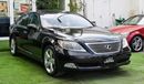 Lexus LS460 Imported 2008 black color inside beige number one leather hatch in excellent condition