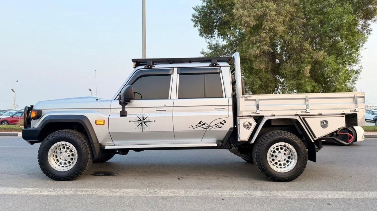 Toyota Land Cruiser Pick Up DOUBLE CABIN | X-BAR HEAVY-DUTY TOW AND RECOVERY SYSTEM | NORWELD HEAVY-DUTY ALUMINUM TRAY | 2.8L DI