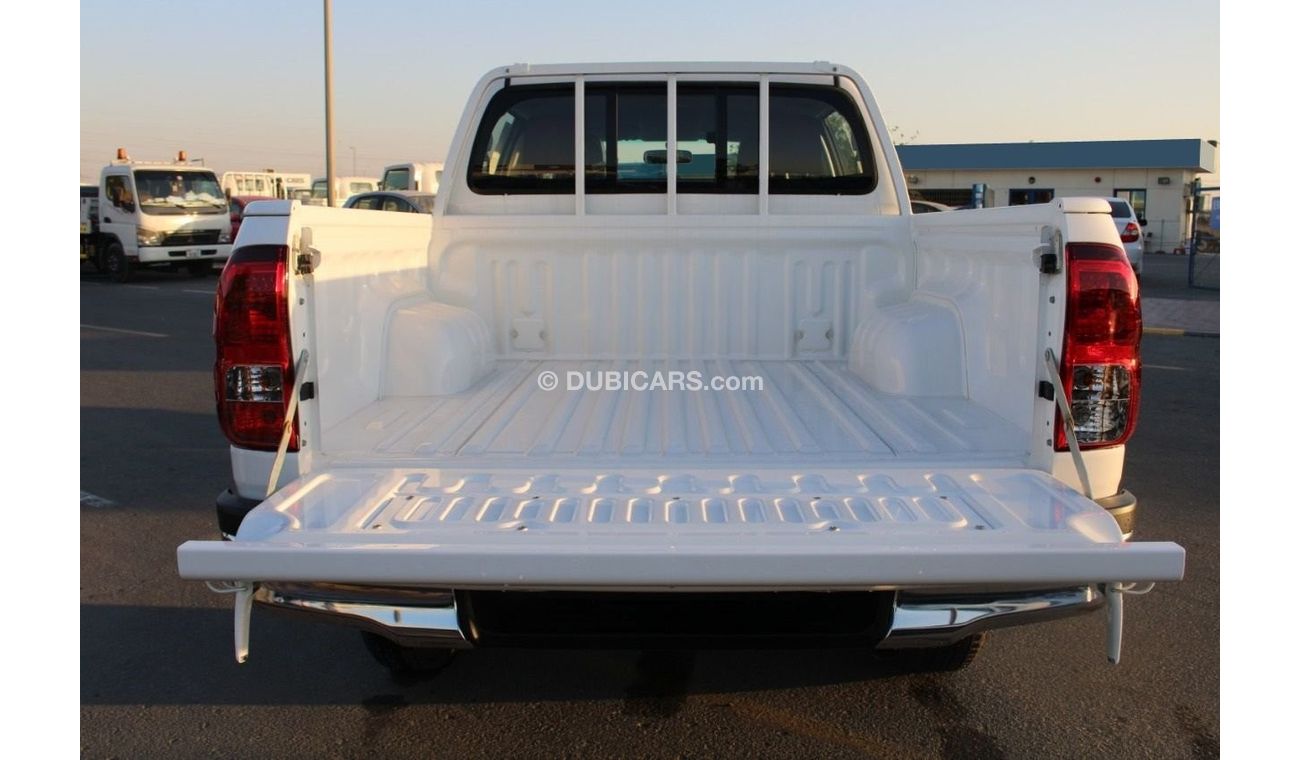 Toyota Hilux 2.4L Diesel Double Cab DLX-E Manual