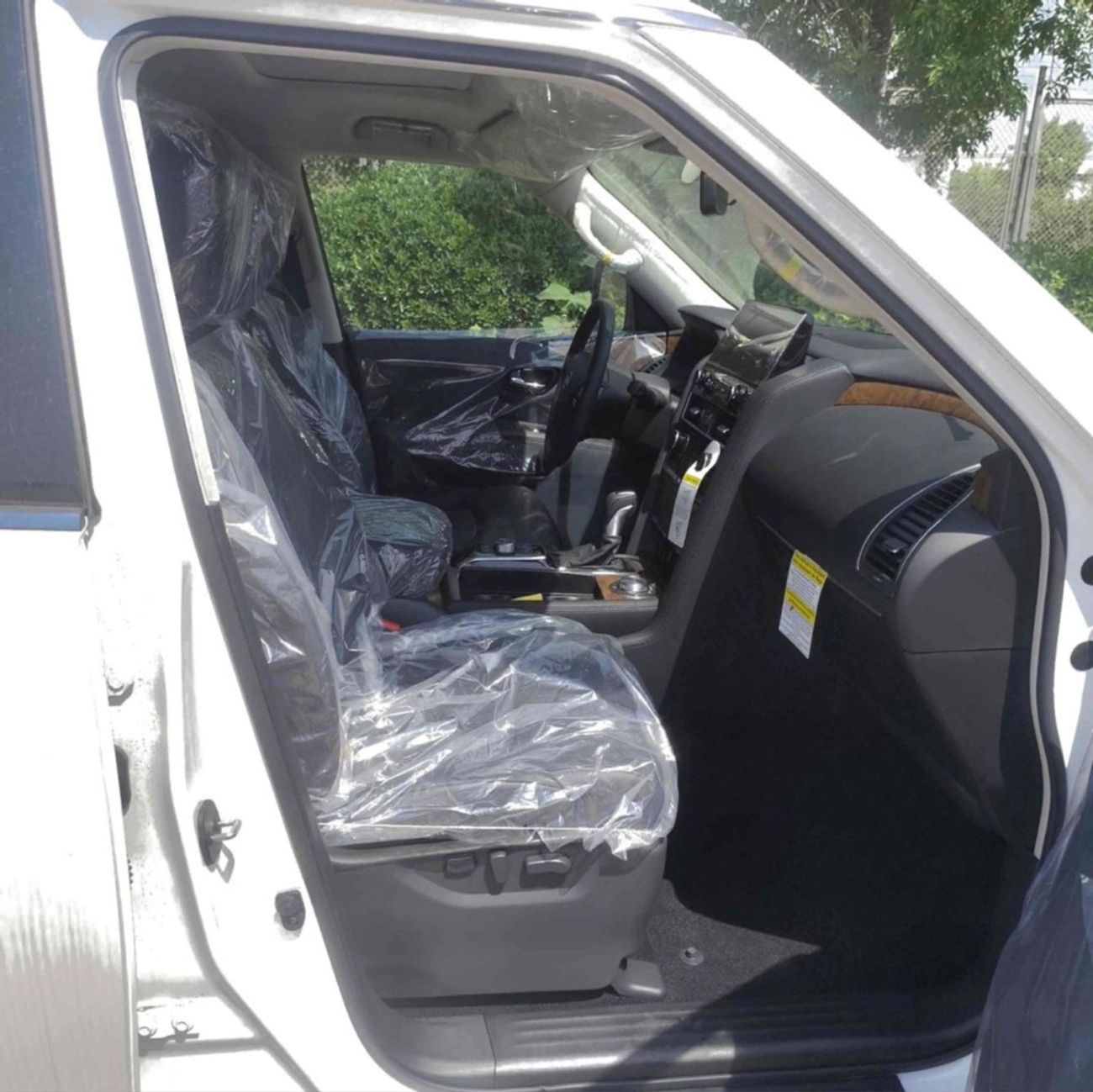 Nissan Armada NISSAN ARMADA SL VVEL V8 5.6L 400HP