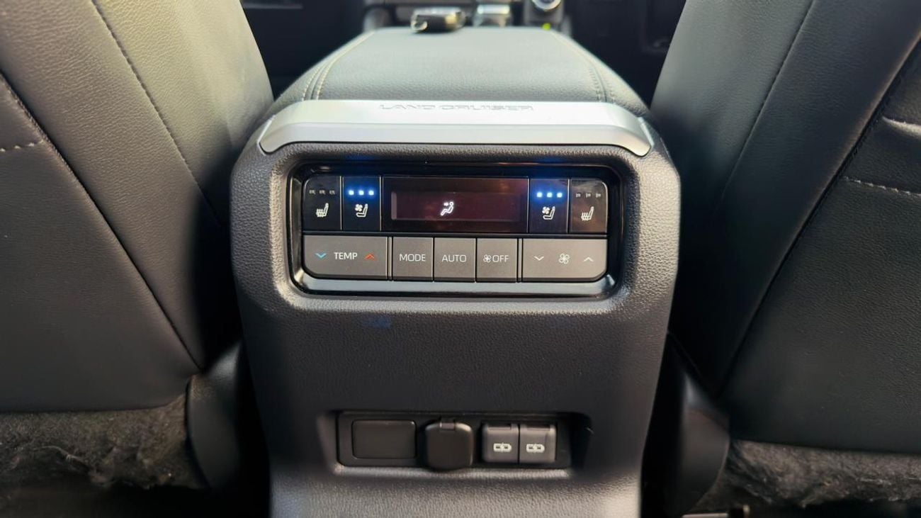 تويوتا برادو KAKADU | BRAND NEW CONDITION | 360 VIEW CAMERA | ELECTRIC HEATED & MEMORY SEATS | AT | PANORAMIC SUN