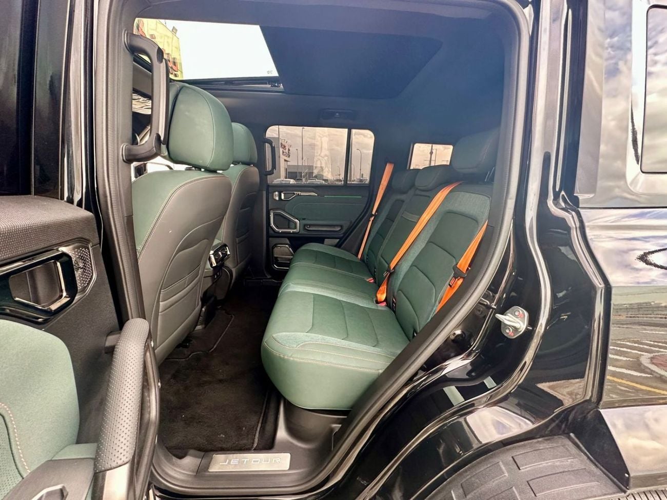 Jetour T2 Luxury  1817- MONTHLY l GCC l WARRENTY UNTIL 2030 | SERVICE CONTRACT | LUXURY PLUS l 2.0L TURBO