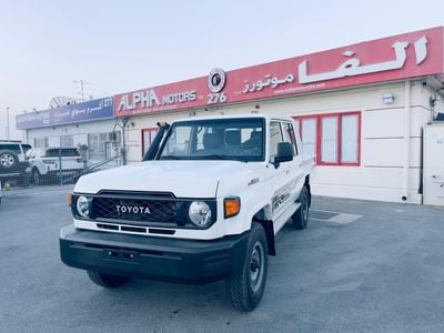 تويوتا لاند كروزر بيك آب Std 4.0L Double Cab Utility 4WD