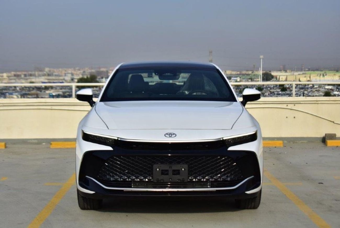 Toyota Crown Platinum Hybridmax