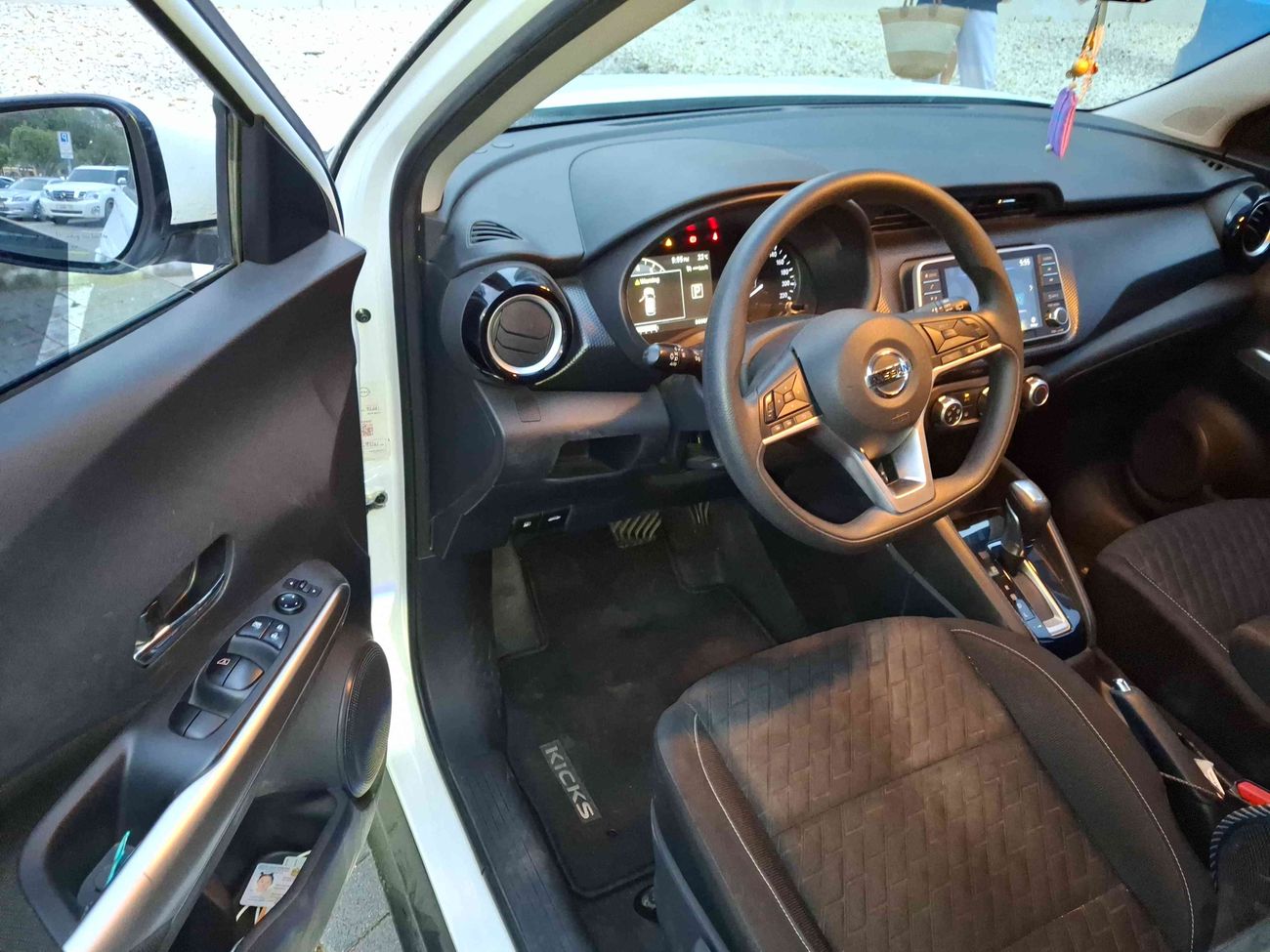 Nissan Kicks SV 1.6 | Zero Down Payment | Home Test Drive