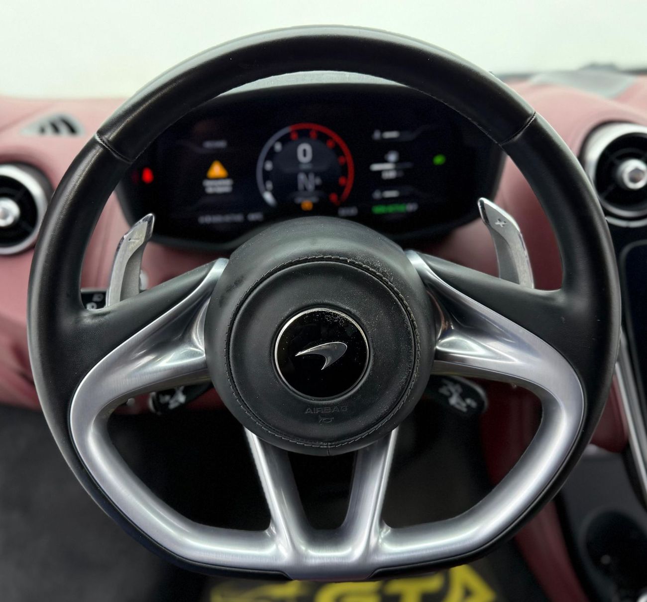 McLaren GT 2020 McLaren GT, Full Service History, Very Low Km, Excellent Condition, Canadian