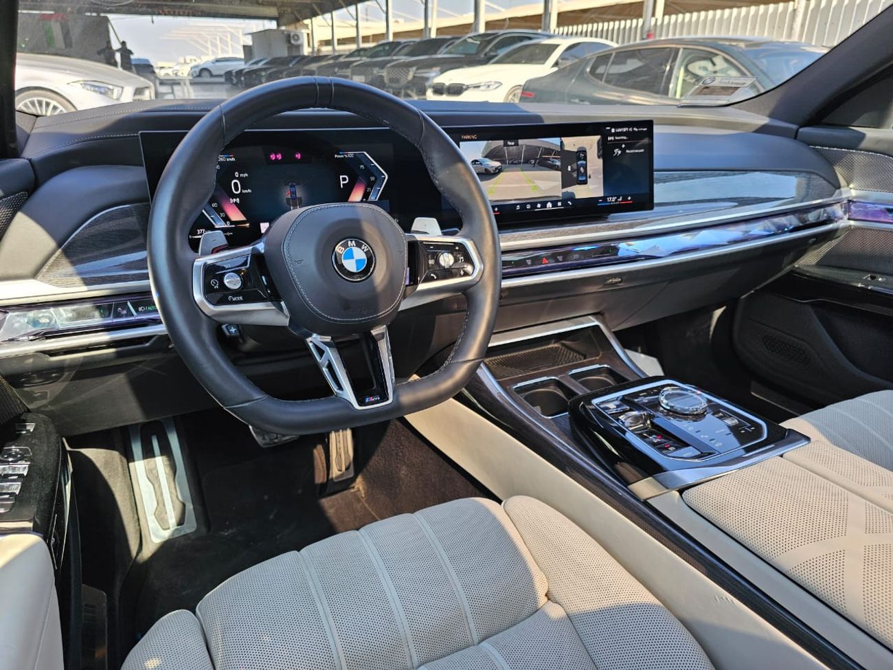 BMW 740i