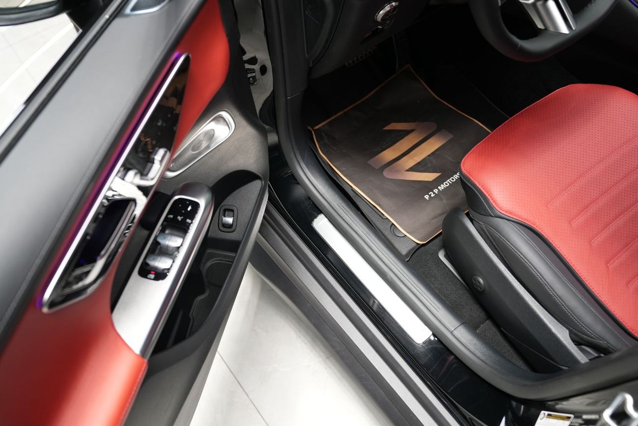 Mercedes-Benz GLC 300 2025 Mercedes-Benz GLC300 4Matic Coupe AMG