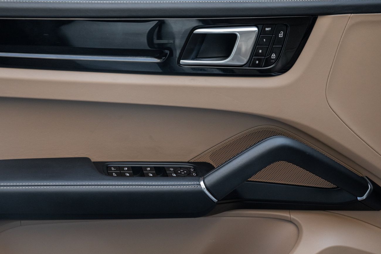 بورش كايان Cayenne Coupe | 4,113 P.M | 0% Downpayment | EXCELLENT CONDITION