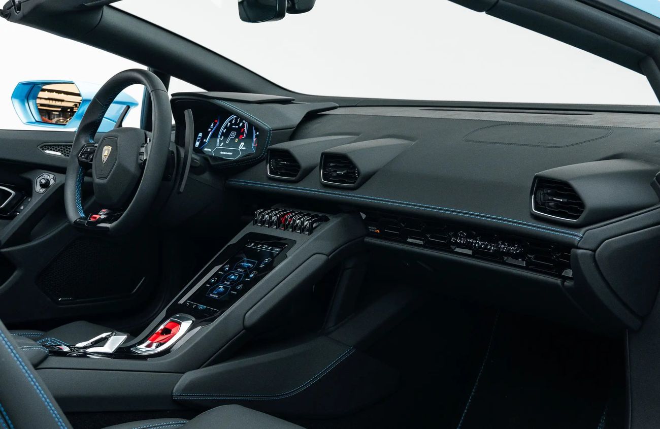 لامبورغيني هوراكان ايفو سبايدر 5.2L V10 Naturally Aspirated Engine