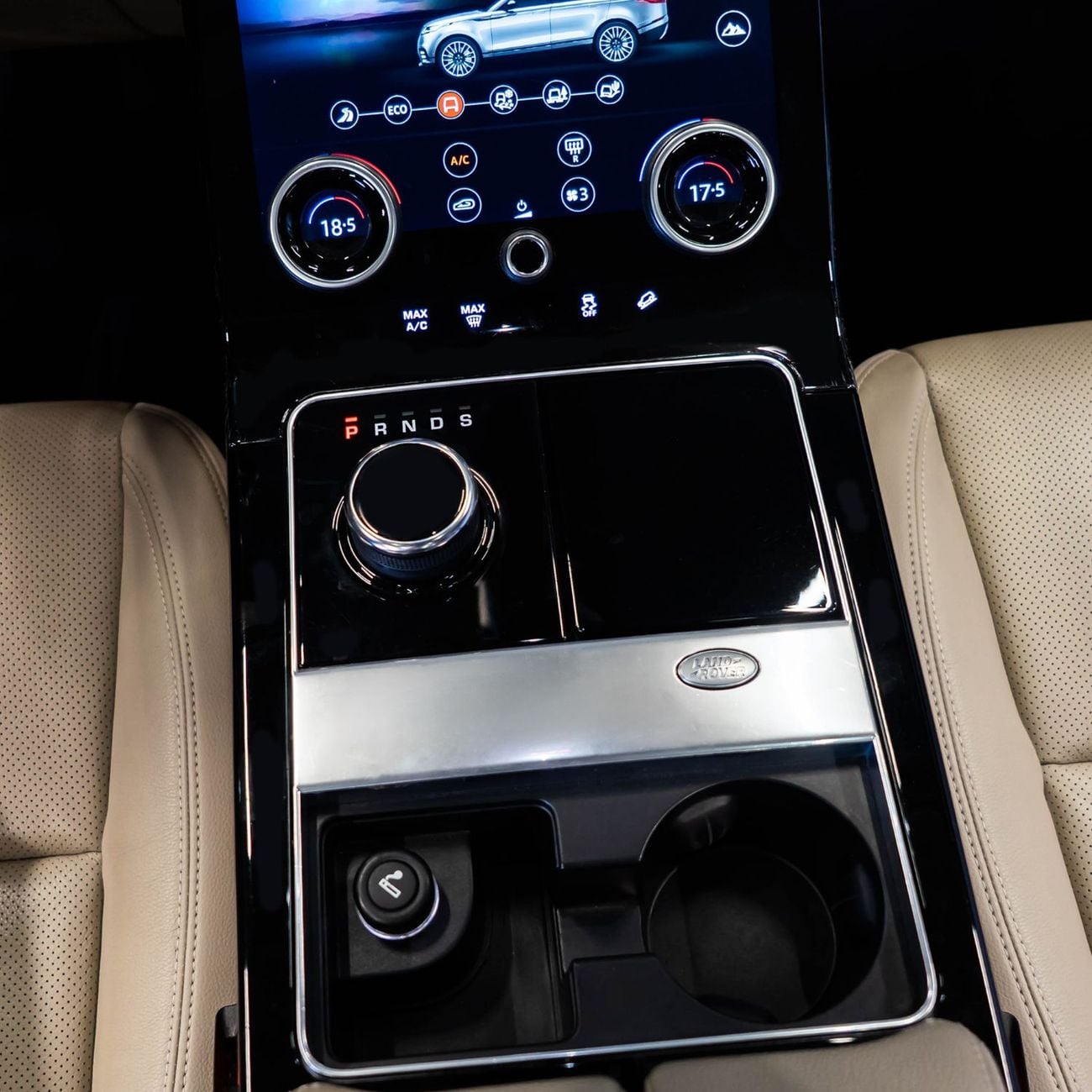 لاند روفر رينج روفر فيلار 2,107 P.M • 0% Downpayment • Range Rover Velar P250 S • 1 Year Warranty