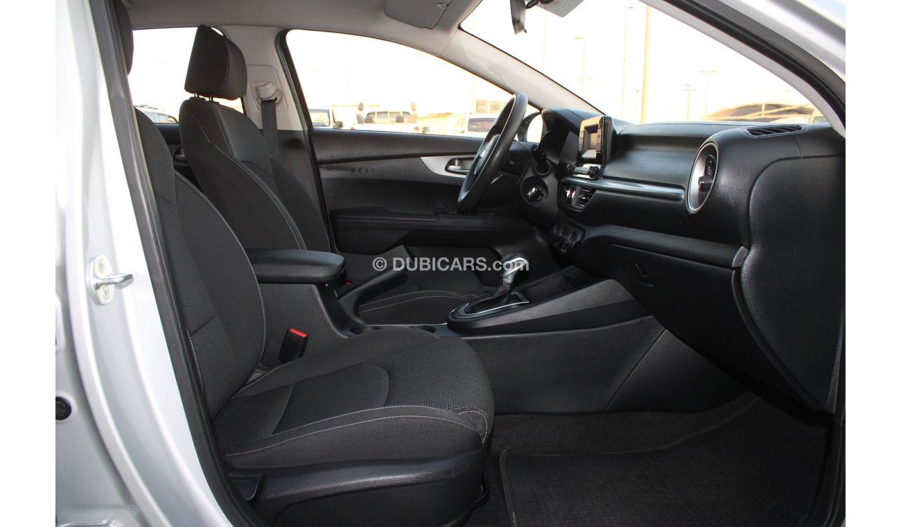 كيا سيراتو كيا سيراتو 2019 خليجي بحالة ممتازة بدون حوادث نظيفه جدا من الداخل والخارج