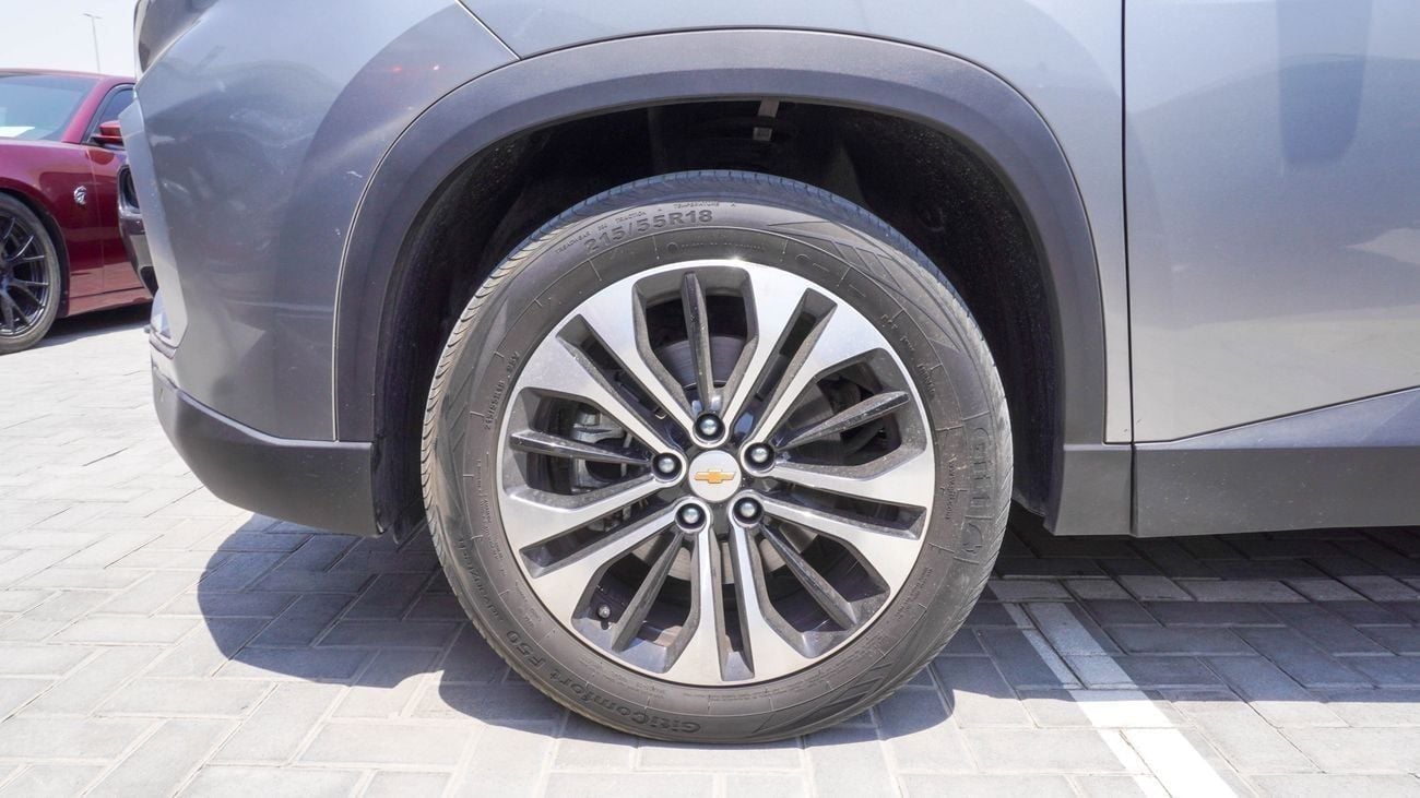 Chevrolet Captiva LS 1.5L (149 HP) (5 Seater)