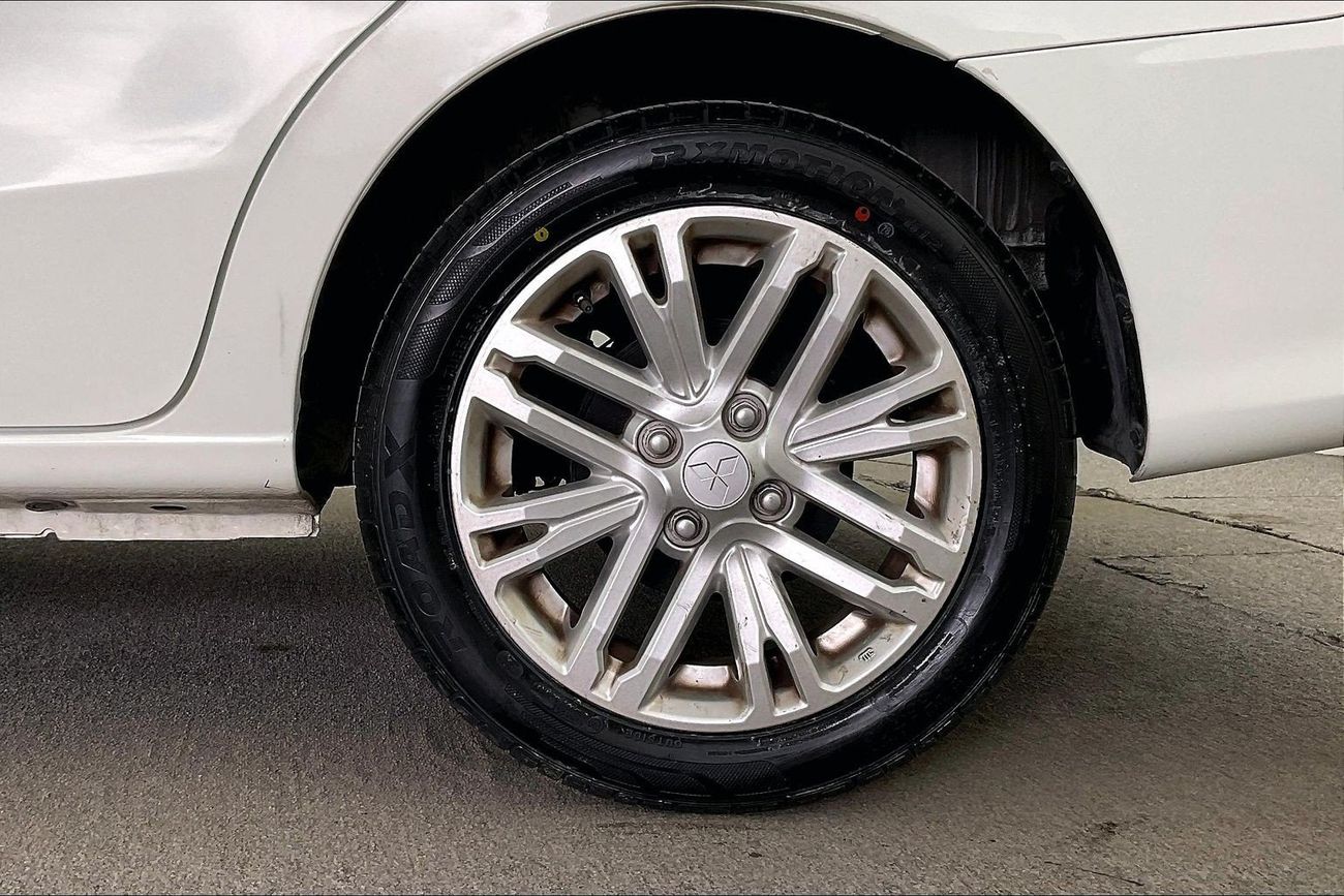 ميتسوبيشي اتراج GLX Full | شامل الضمان | 0 ﺪﻔﻋﺓ ﺃﻮﻟﻯ