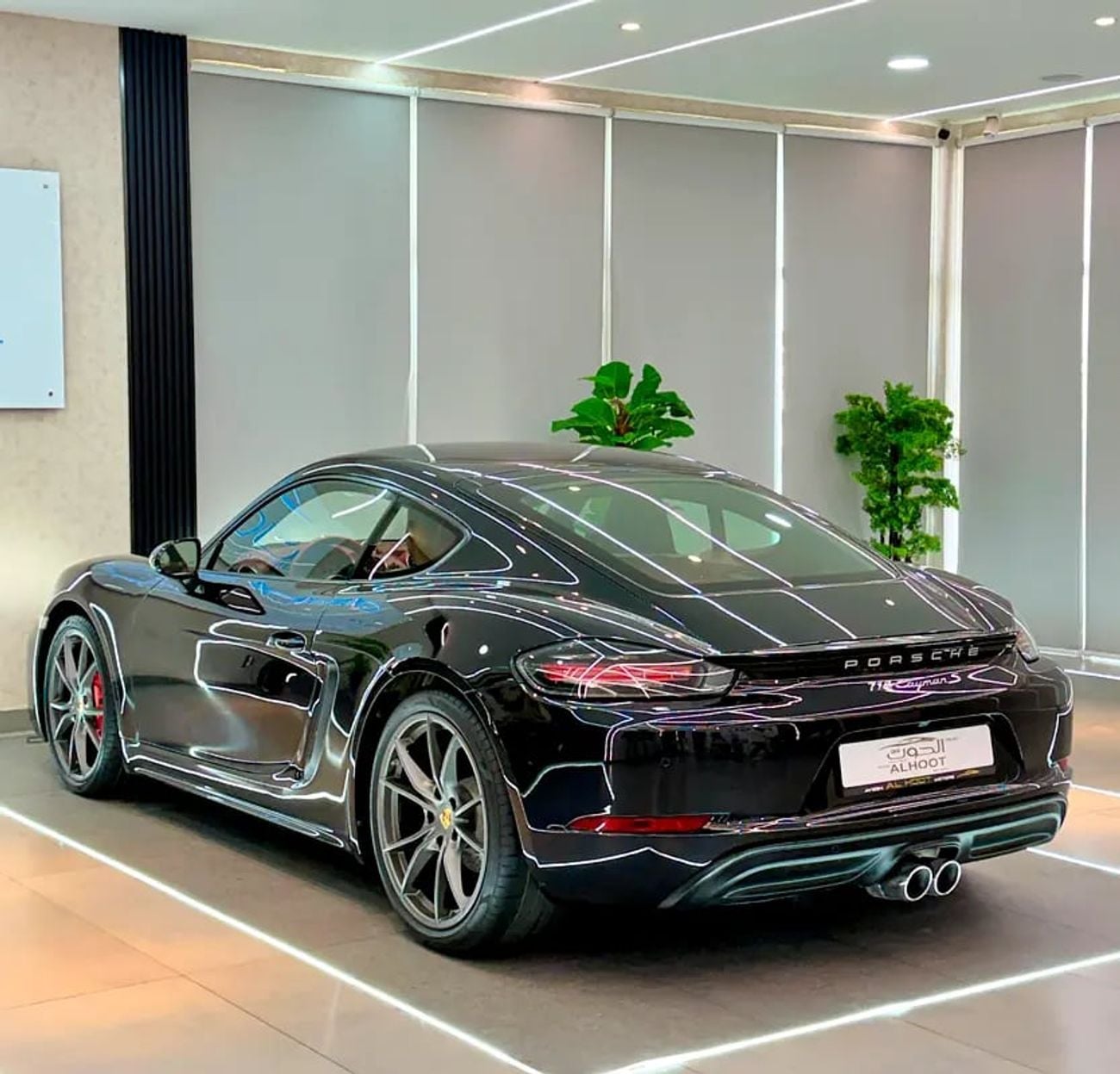 بورش كايمان ELITE BLACK S || GCC || POWERFUL ENGINE || CONDITION || TOP OPTIONS || LOW MILEAG