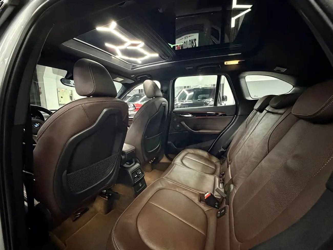 بي أم دبليو X1 xDrive 25i M Sport 2.0L