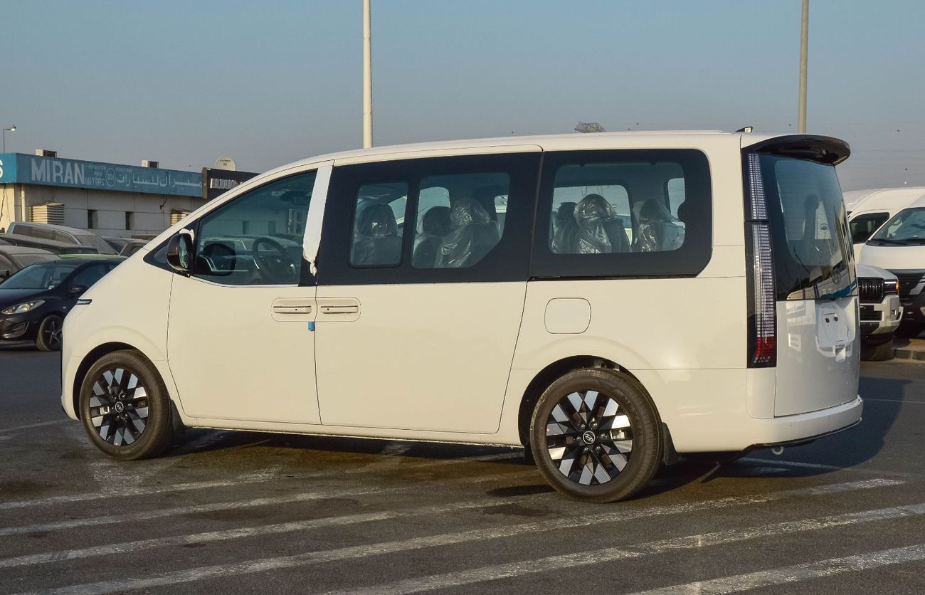 Hyundai Staria HYUNDAI STARIA 2.2L 4WD DIESEL MINIVAN 2025