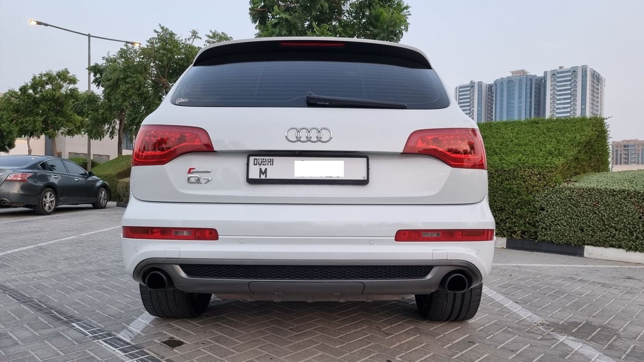 Audi Q7 TFSI quattro Exclusive Sports Style Package 3.0L