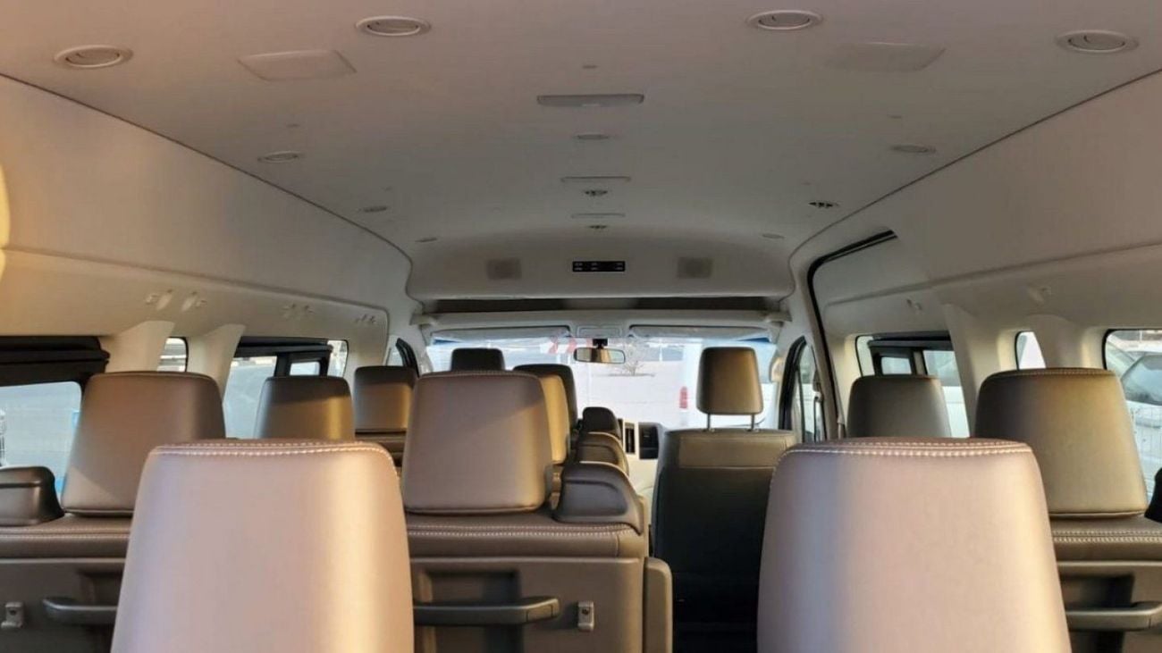 Toyota Hiace Commuter GL  2.8L M/T Diesel 2025 Model