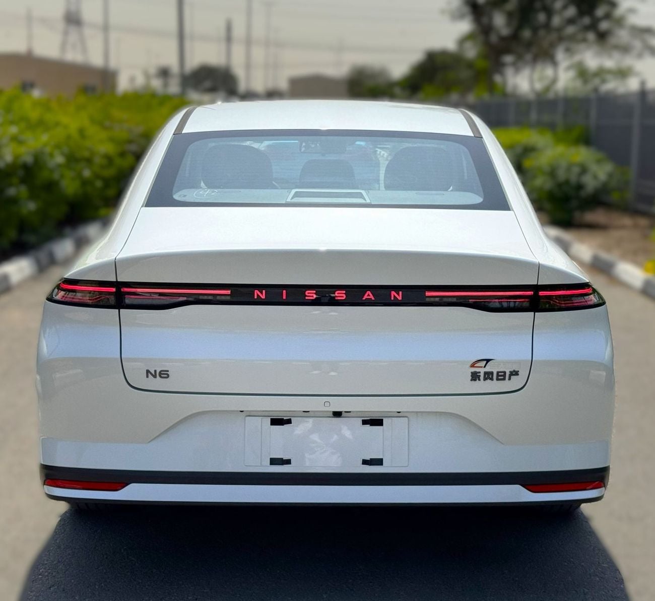 نيسان N6 Nissan N6 180 Max 2025 – Plug-in Hybrid