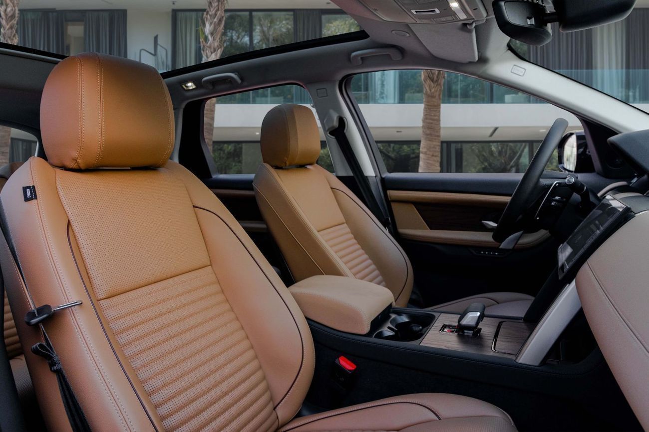 Land Rover Discovery Sport 3,231 P.M | 0% Downpayment | Discovery Sport Dynamic SE P250!