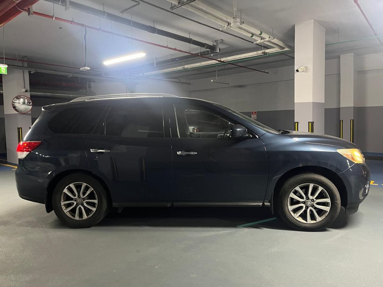 Nissan Pathfinder S 3.5L (260 HP) 4WD