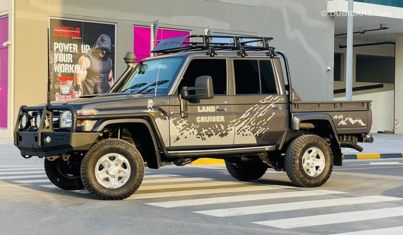 Toyota Land Cruiser 70 2016 4x4 Diesel V8 Manual 4.5L Off-Road Tires Premium Condition