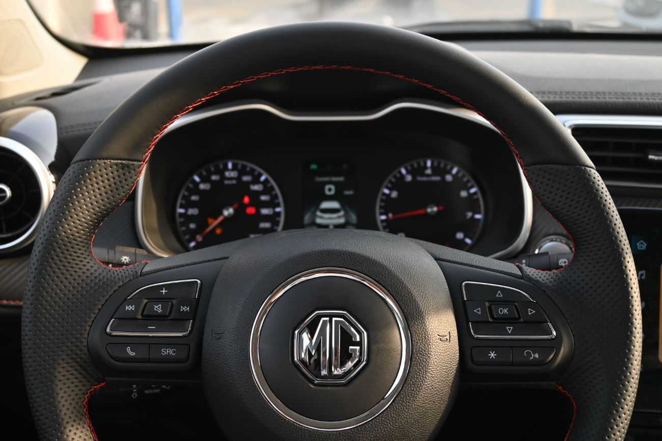 MG ZS MG ZS 1.5L Basic Option, Petrol Model 2025, Color White