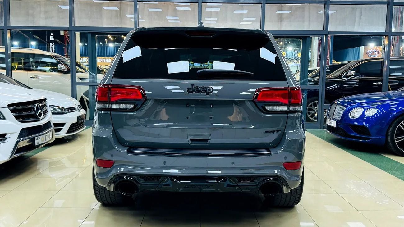 Jeep Grand Cherokee SRT Canadian Specs Original Paint