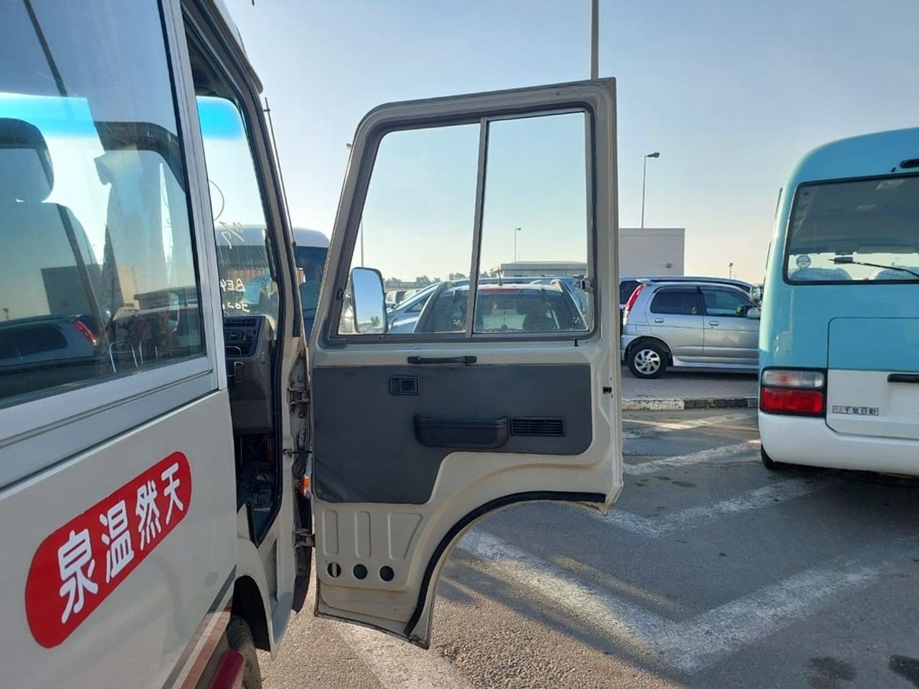 Mitsubishi Rosa MITSUBISHI ROSA BUS RIGHT HAND DRIVE(PM30267)