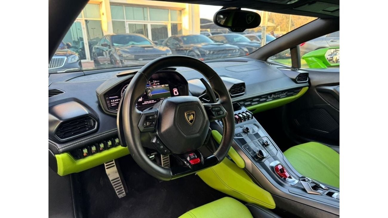 لامبورغيني هوراكان LP610-4 لمبرجيني هوراكان LP 610  خليجي 2016 صبغ وكالة بحالة الوكالة  فل اوبشن فل كاربن لون مميز