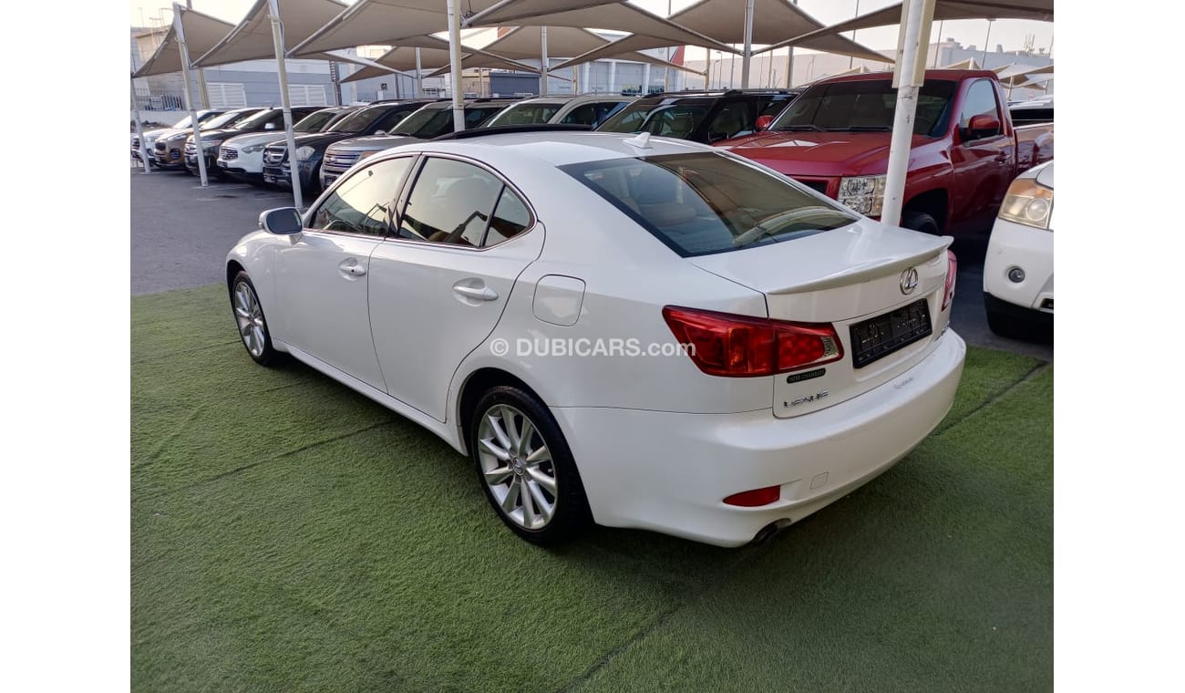 Lexus IS250 2010 model, American specifications, leather hatch, cruise control, alloy wheels, sensors, Android s