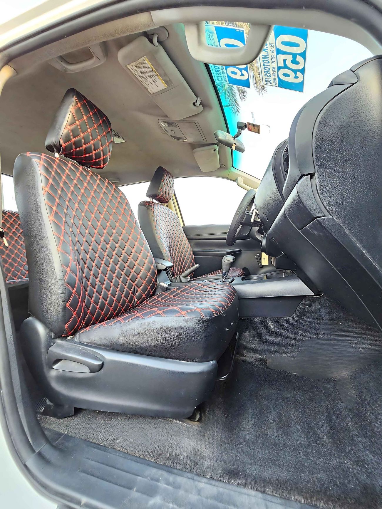 Toyota Hilux AUTOMATIC/ PATROL  4X4/ 2.7L D-CABIN/ GCC / LOT#201375