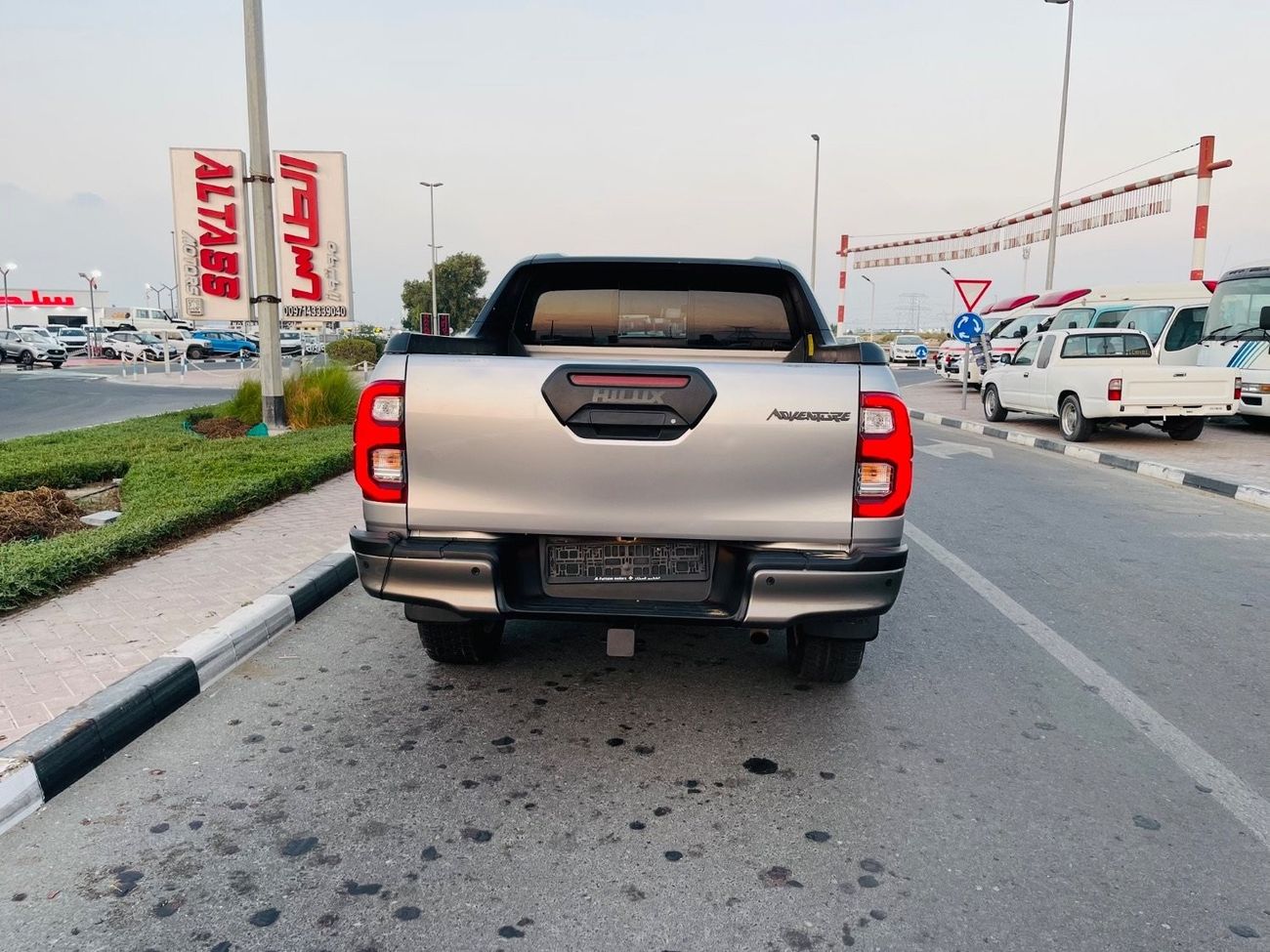 Used Toyota Hilux pickup Adventure 2021 V6 fuel petrol transmission