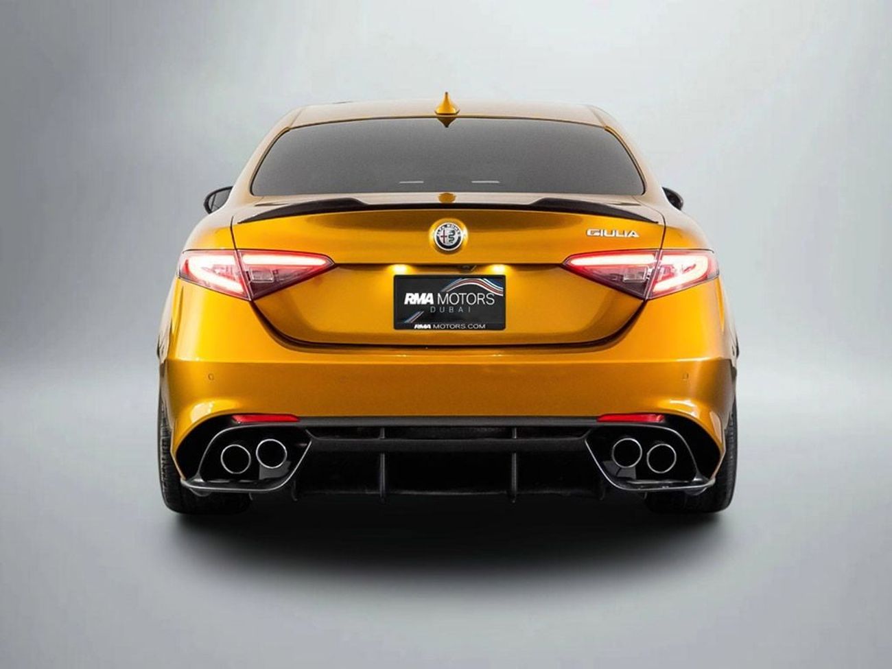 Alfa Romeo Giulia 2023 Alfa Romeo Giulia Quadrifoglio / Full Service History / Warranty