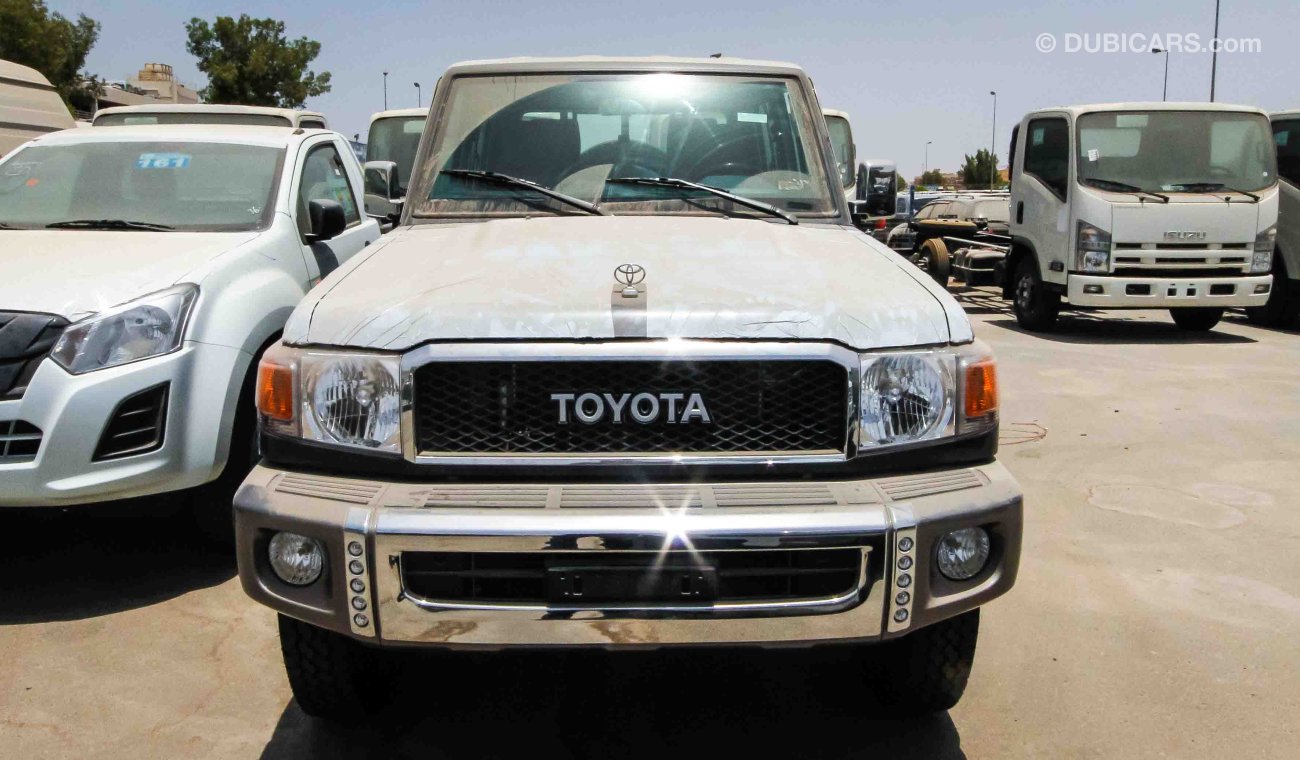 Toyota Land Cruiser Pick Up LX V6